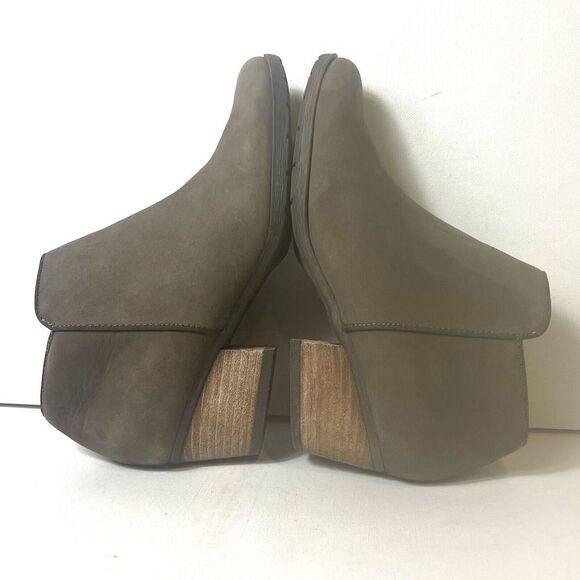 Blondo Waterproof Womens 8.5M Low Heel Ankle Booties Comfort Casual Brown Nubuck - Picture 4 of 10